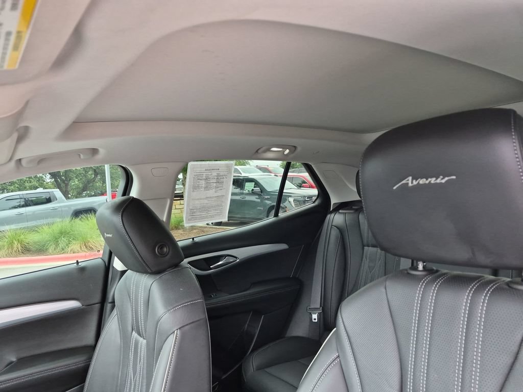 Used 2024 Buick Envision Avenir AWD/4WD image 28