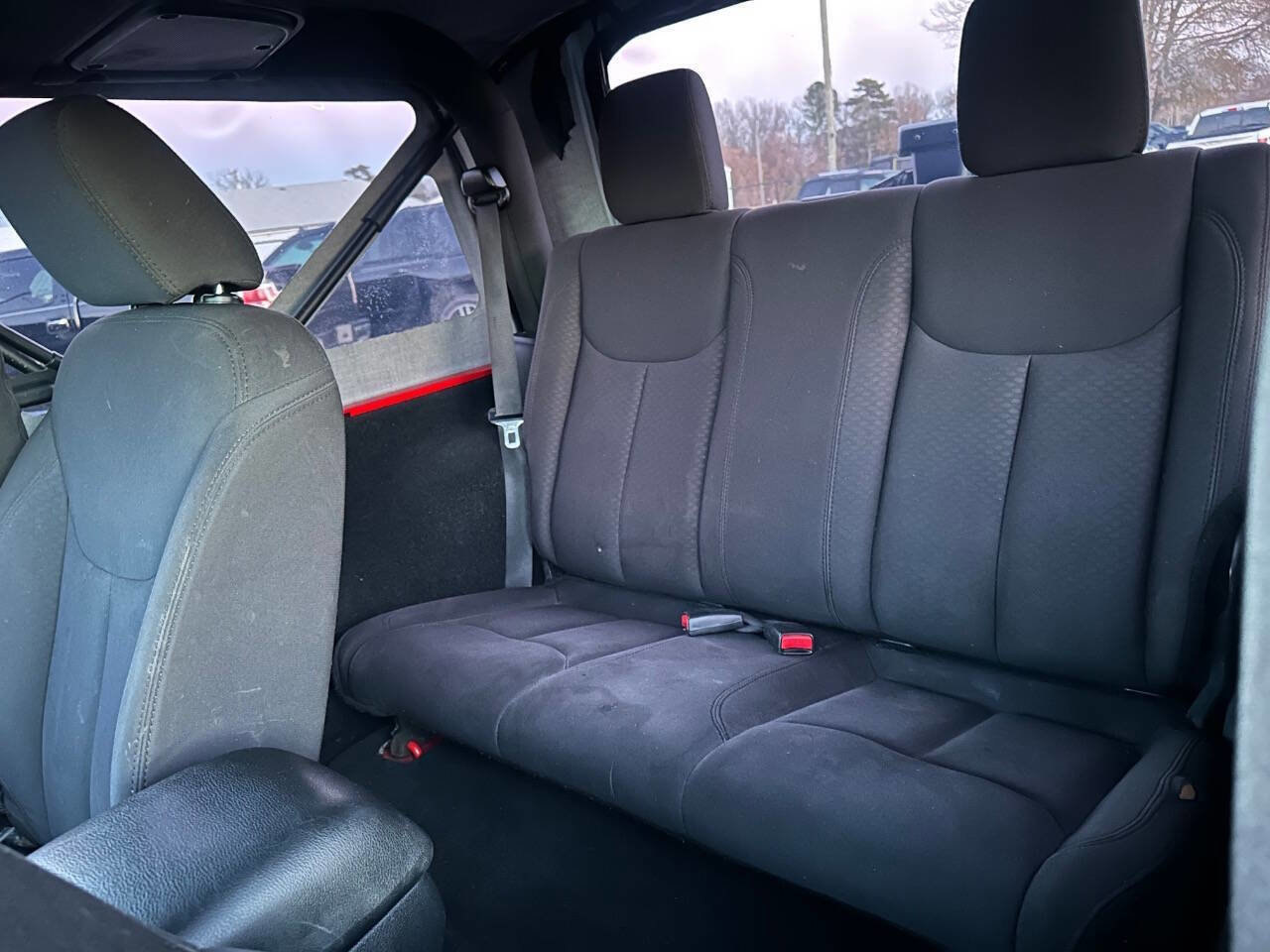 Used 2015 Jeep Wrangler Sport image 6