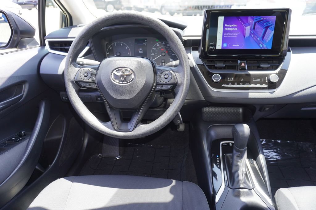 Certified 2025 Toyota Corolla LE FWD image 10