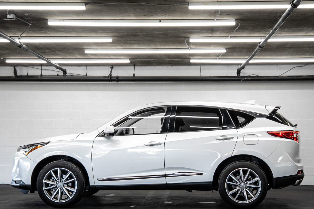 Certified 2023 Acura RDX w/ Technology Package image 2