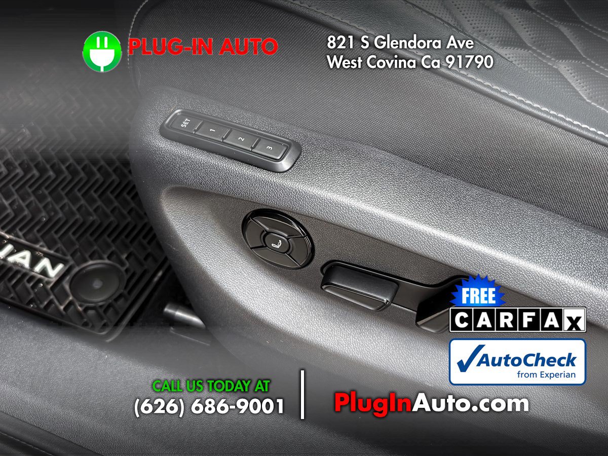 Used 2026 Volkswagen Tiguan SEL R-Line AWD/4WD image 7
