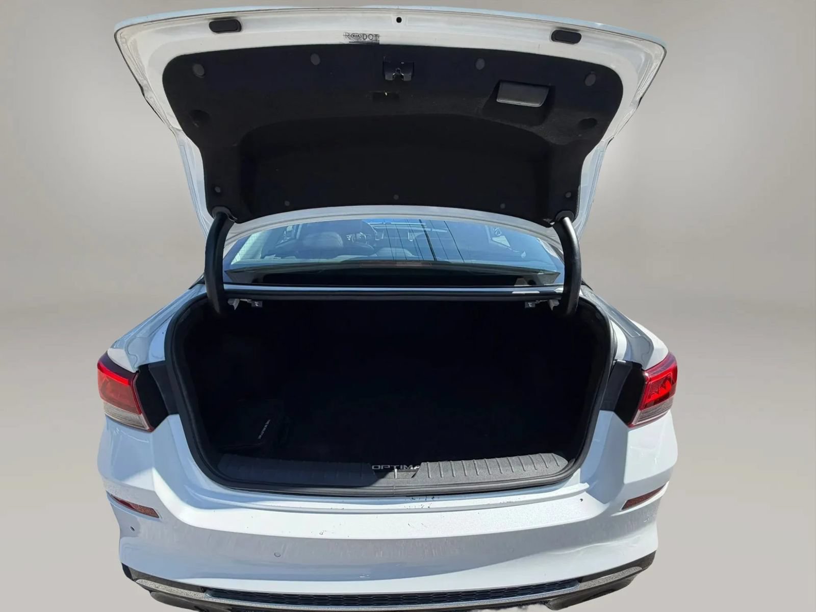Used 2020 Kia Optima SE FWD image 20