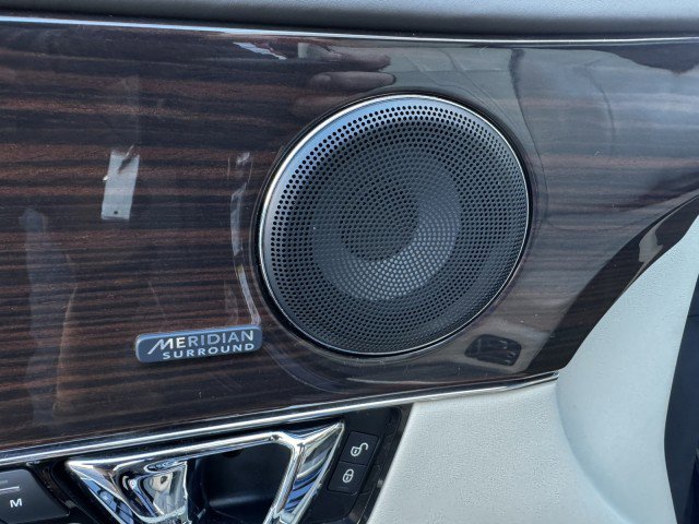 Used 2015 Jaguar XJ L Portfolio image 29