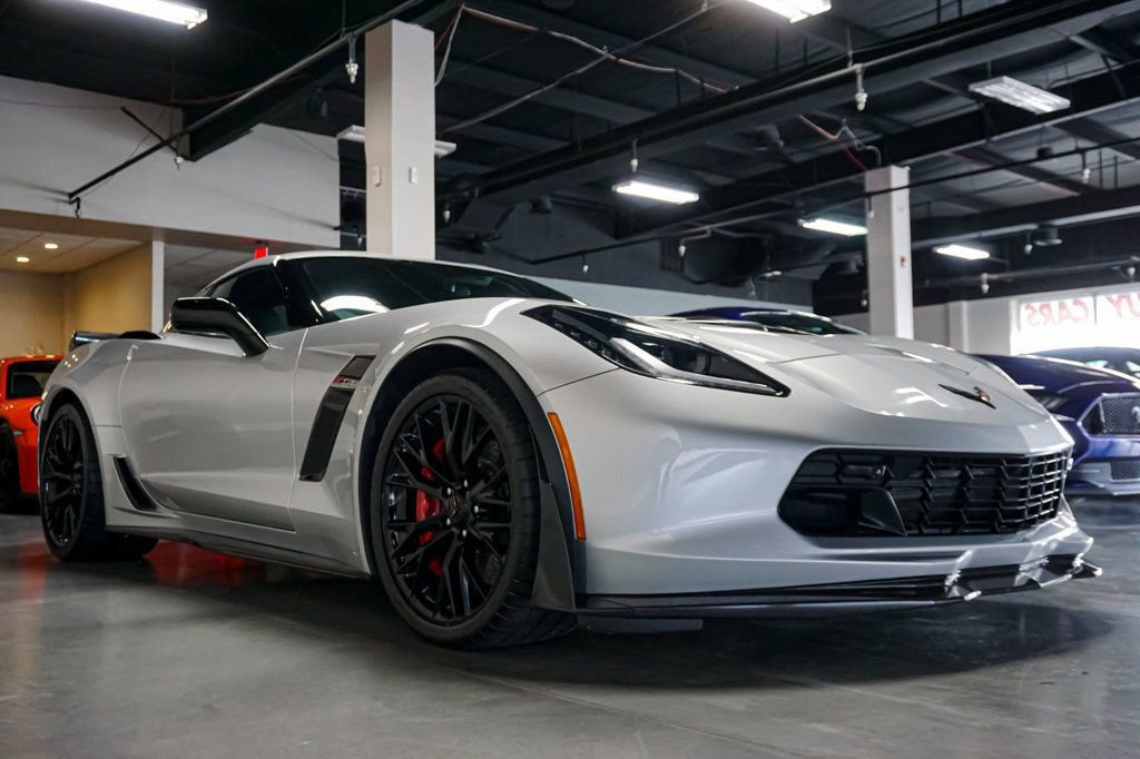 Used 2019 Chevrolet Corvette Z06 image 2