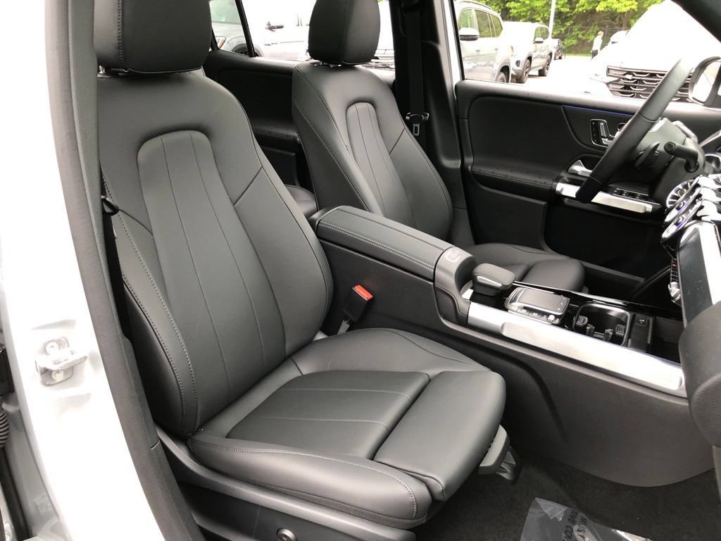 New 2023 Mercedes-Benz EQB 300 4MATIC image 24