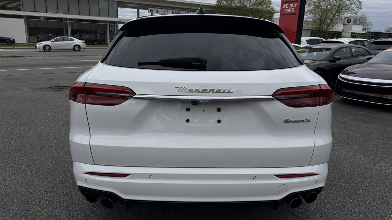 Used 2023 Maserati Grecale GT AWD/4WD image 23