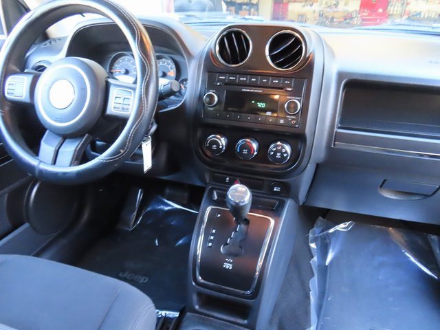 Used 2015 Jeep Patriot Sport w/ Power Value Group image 22