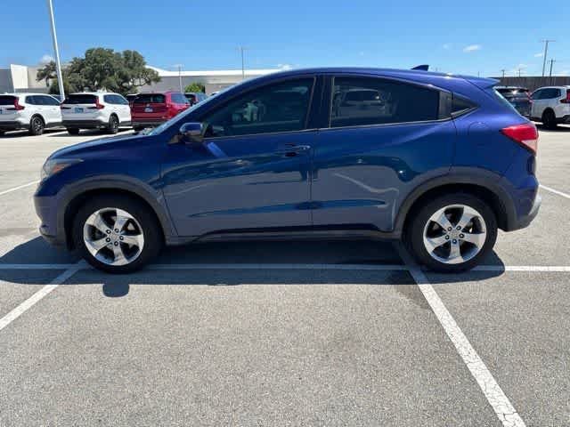 Used 2017 Honda HR-V EX image 2