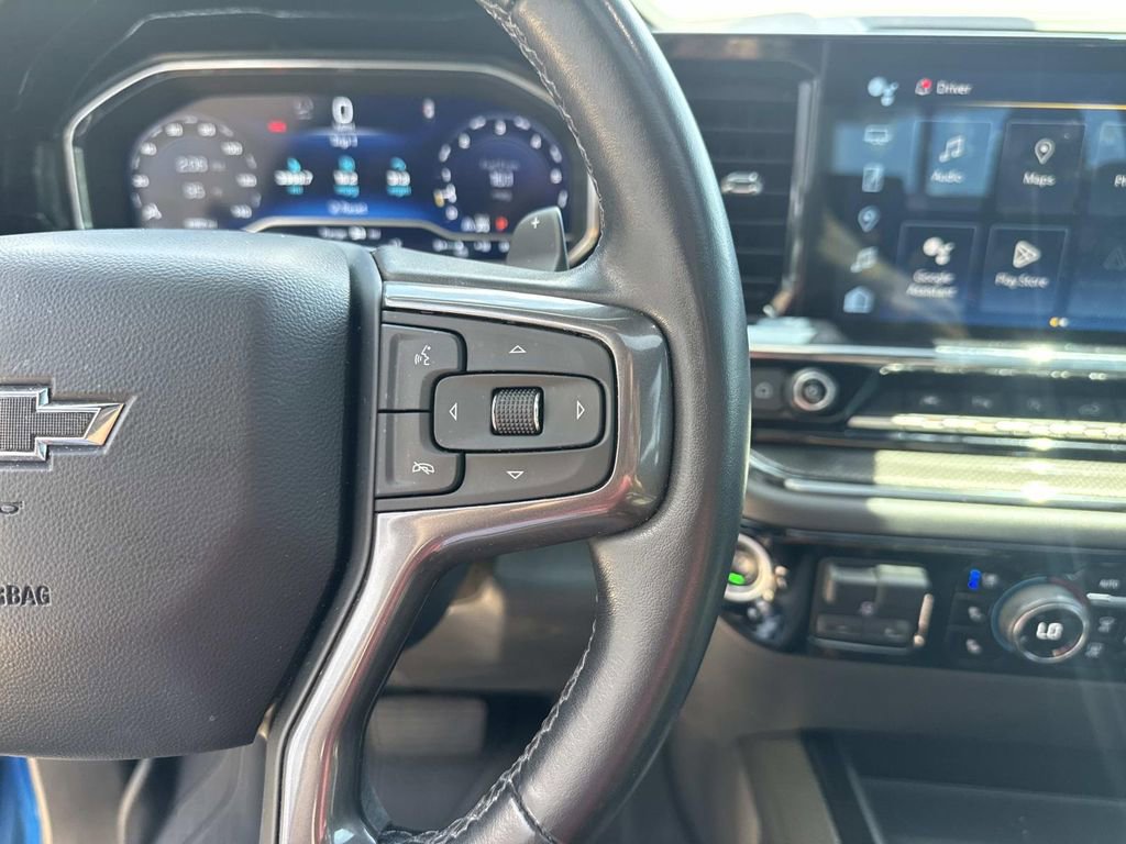 Used 2022 Chevrolet Silverado 1500 ZR2 w/ Technology Package image 24