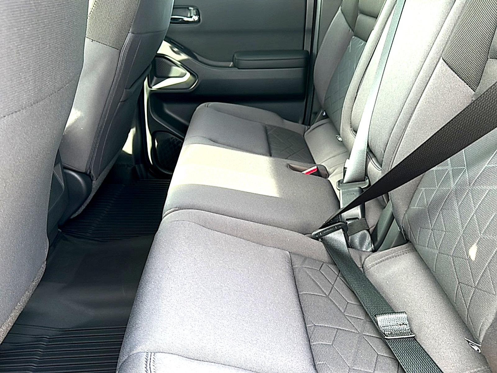 New 2026 Nissan Frontier SV w/ All-Weather Content Package RWD image 15