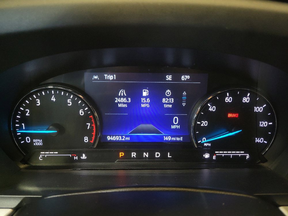 Used 2022 Ford Explorer XLT w/ Equipment Group 202A AWD/4WD image 23