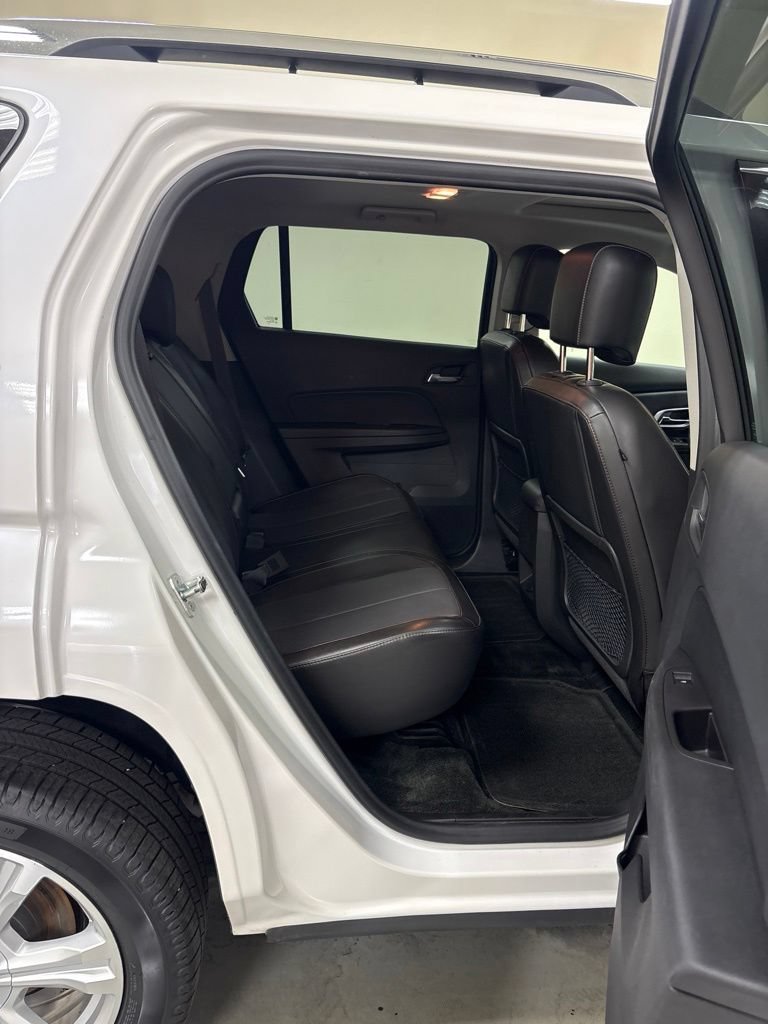 Used 2017 GMC Terrain SLT w/ Open Road Package FWD image 29