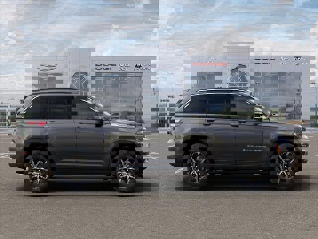 New 2025 Jeep Grand Cherokee Limited image 45