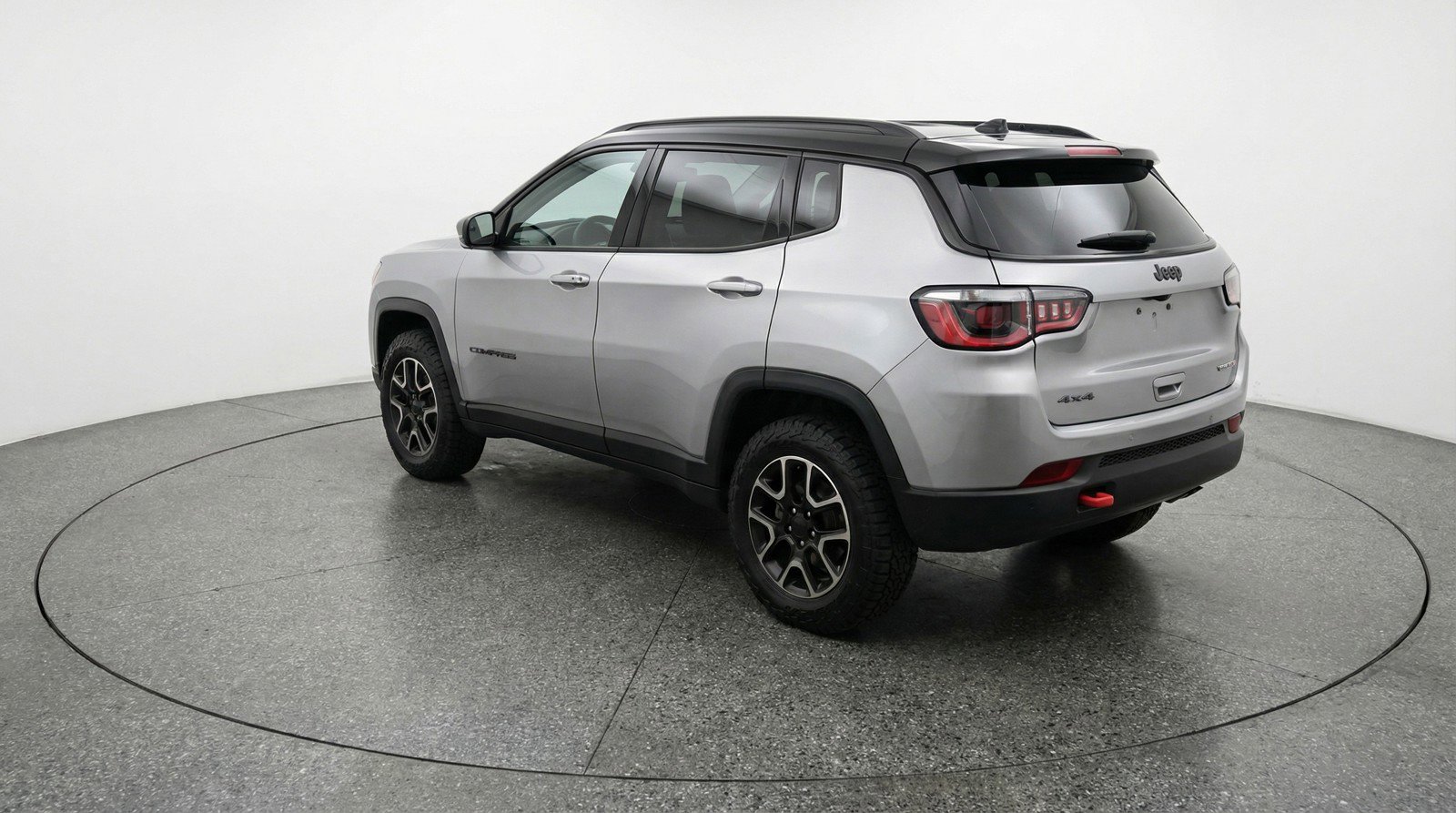 Used 2025 Jeep Compass Trailhawk AWD/4WD image 6