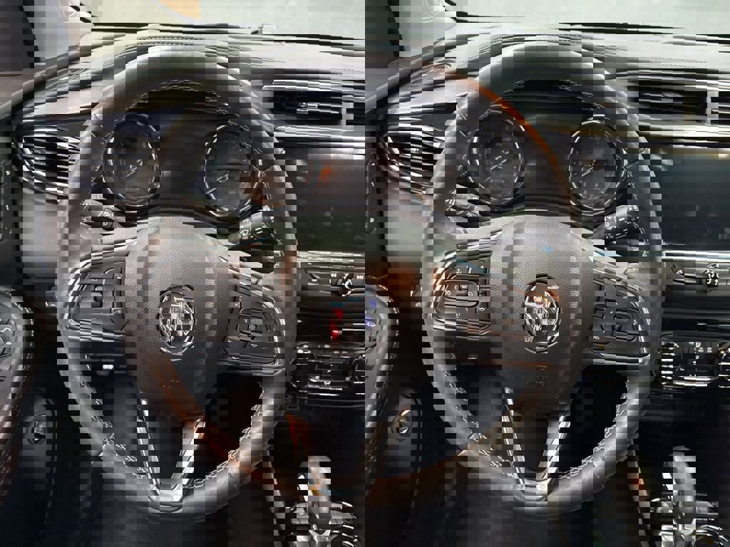 Used 2023 Buick Encore GX Essence w/ Experience Buick Package AWD/4WD image 37