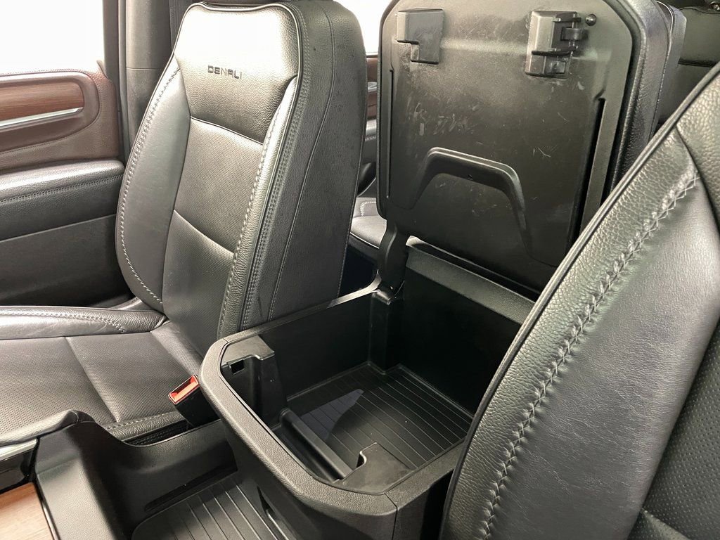 Used 2021 GMC Yukon Denali w/ Denali Ultimate Package AWD/4WD image 38
