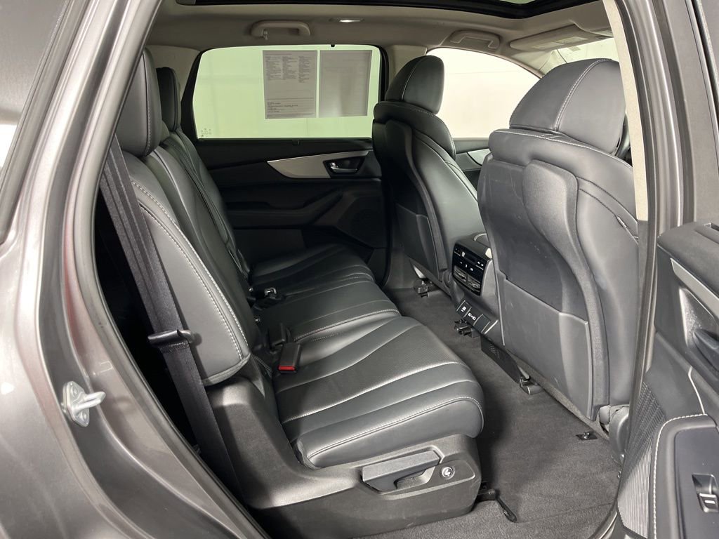Used 2023 Acura MDX SH-AWD w/ Technology Package image 7