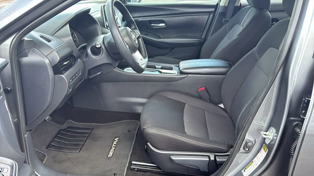 Used 2024 Nissan Sentra SV FWD image 22