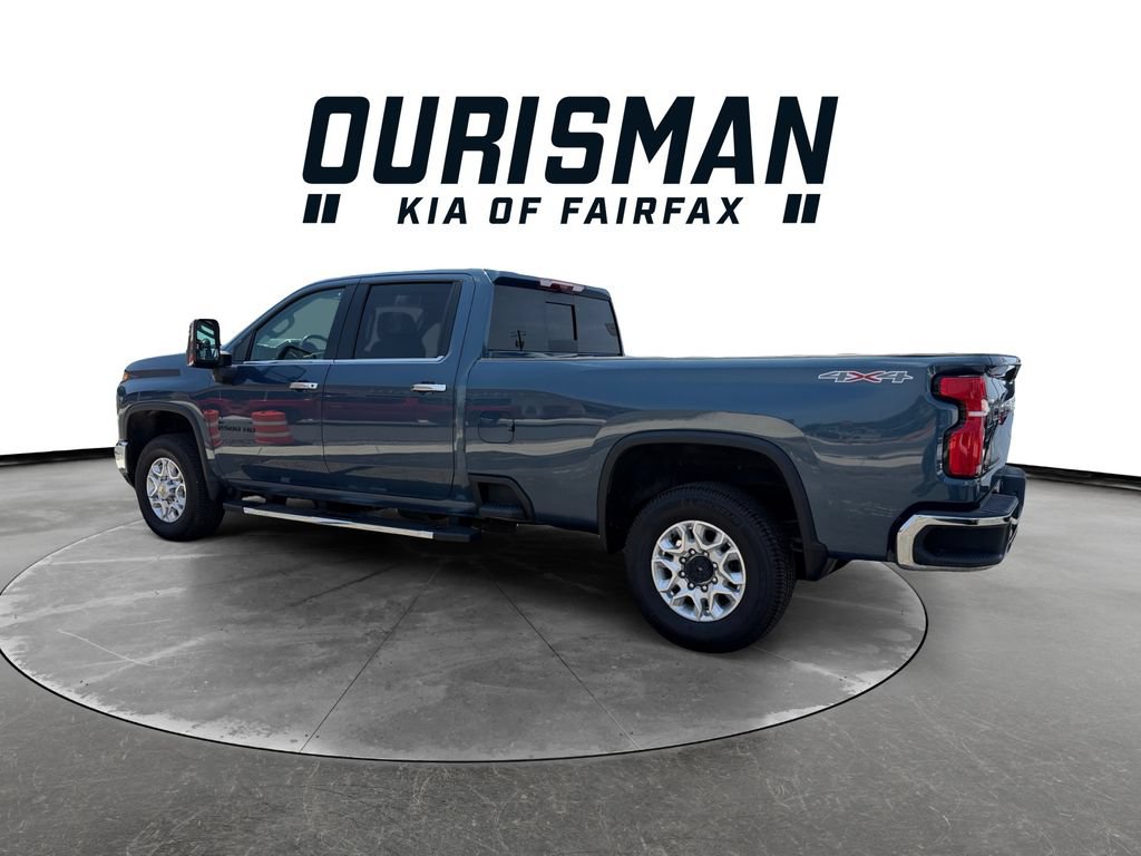 Used 2025 Chevrolet Silverado 2500 LTZ w/ LTZ Premium Package AWD/4WD image 5