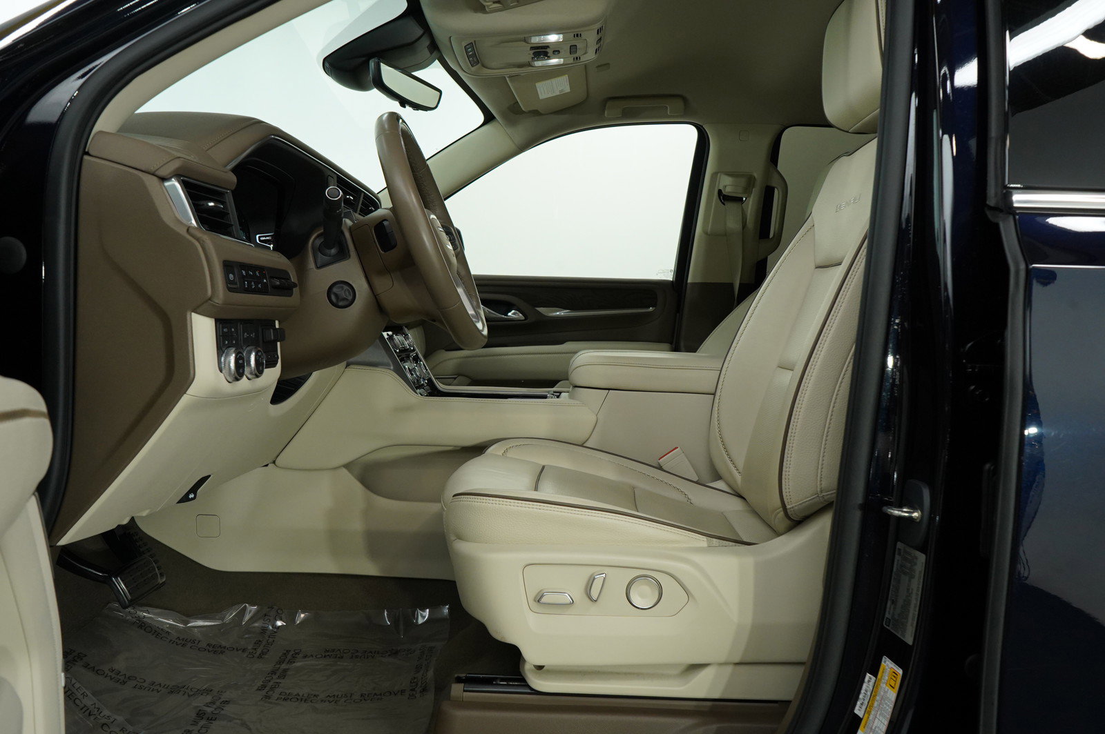 Used 2023 GMC Yukon Denali image 22