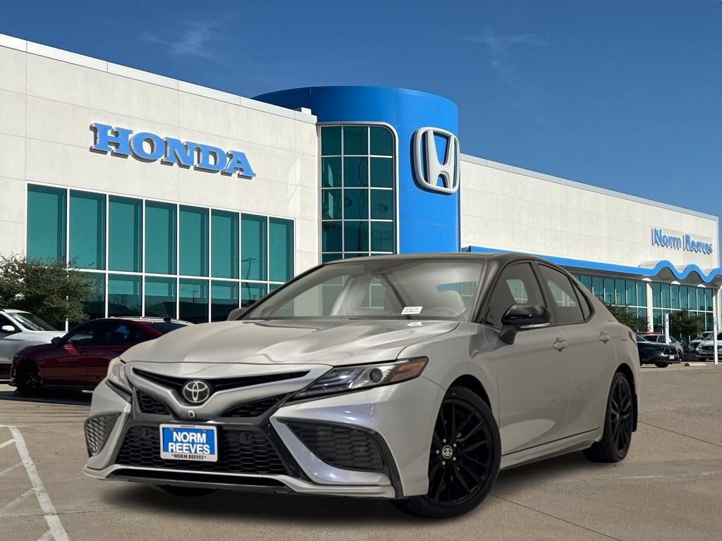 Used 2023 Toyota Camry XSE w/ Navigation Package FWD image 1