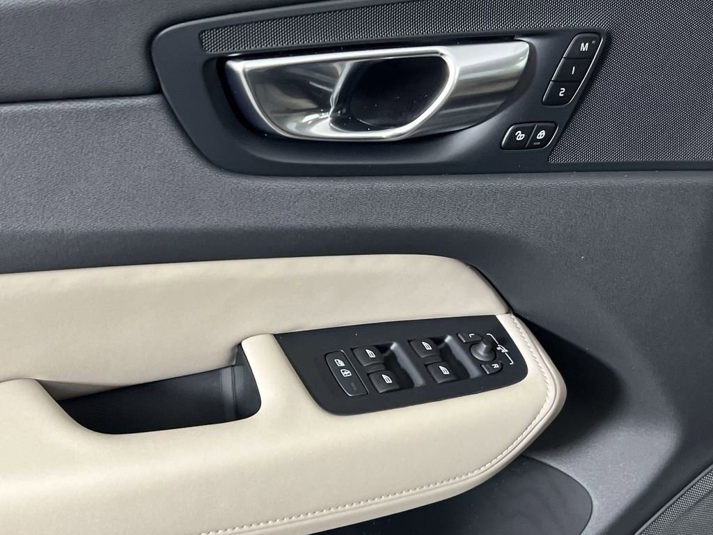 New 2026 Volvo XC60 B5 Plus w/ Climate Package image 12