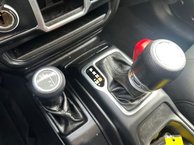 Used 2018 Jeep Wrangler Sport image 40