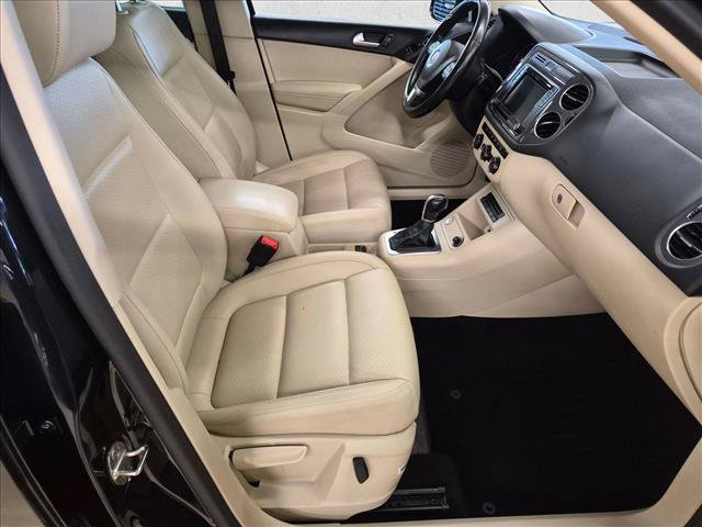 Used 2017 Volkswagen Tiguan Wolfsburg Edition AWD/4WD image 22