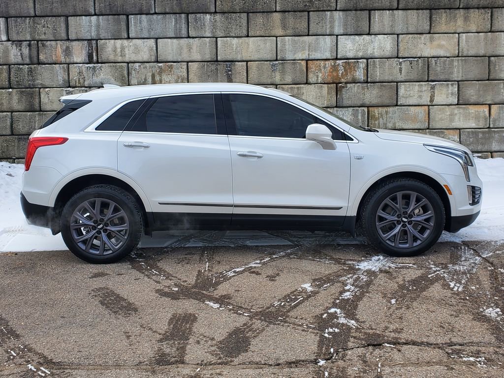 Used 2019 Cadillac XT5 Luxury w/ LPO, Black Ice Package image 5