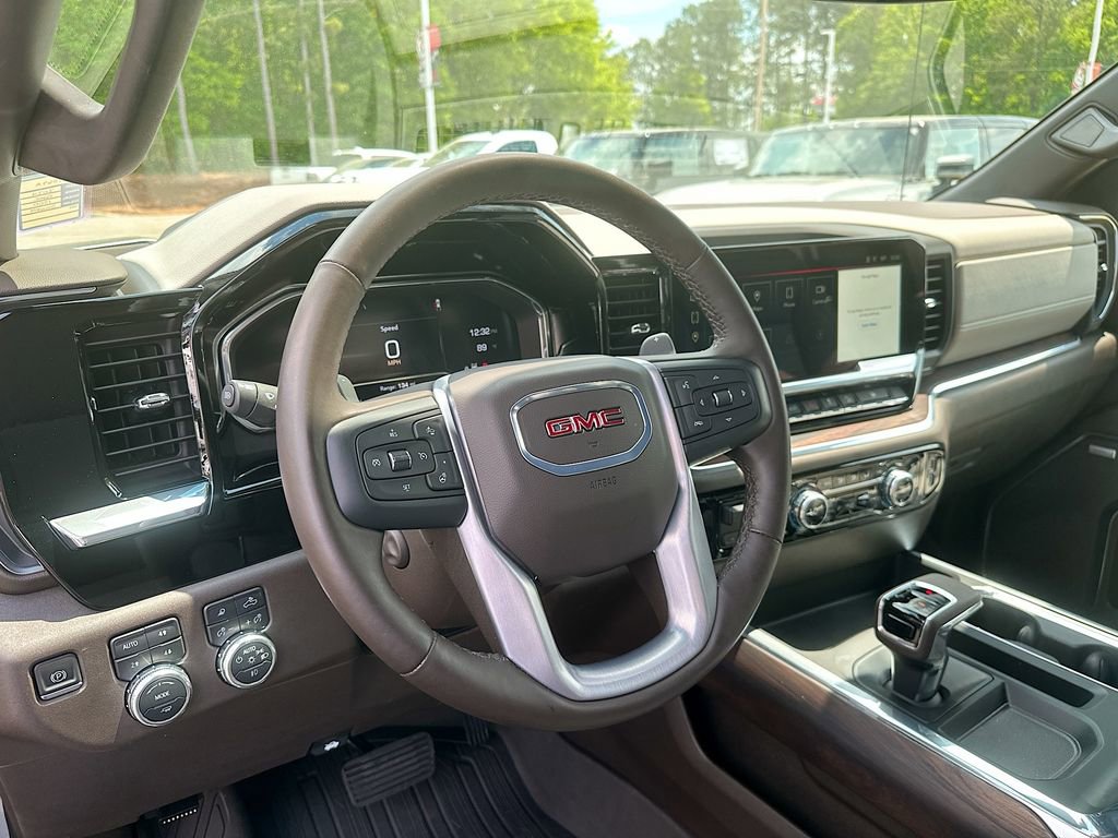 Used 2024 GMC Sierra 1500 SLT w/ SLT Premium Plus Package image 10