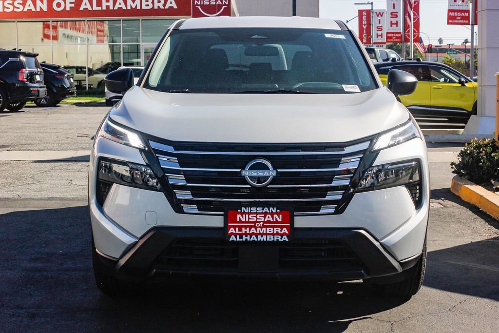 New 2025 Nissan Rogue S image 3