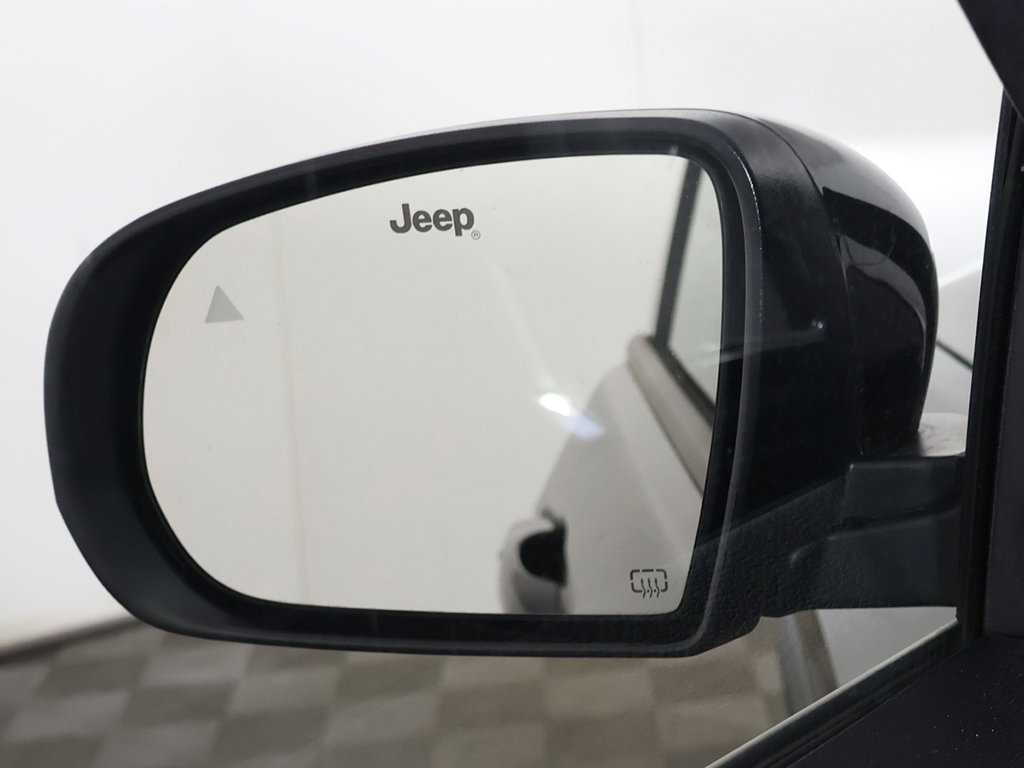Used 2023 Jeep Compass Limited AWD/4WD image 36