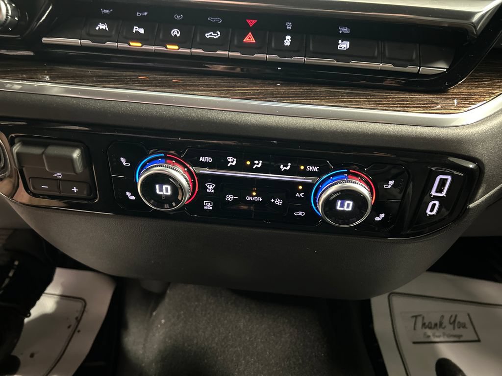 New 2026 GMC Sierra 1500 SLE w/ Preferred Package AWD/4WD image 17