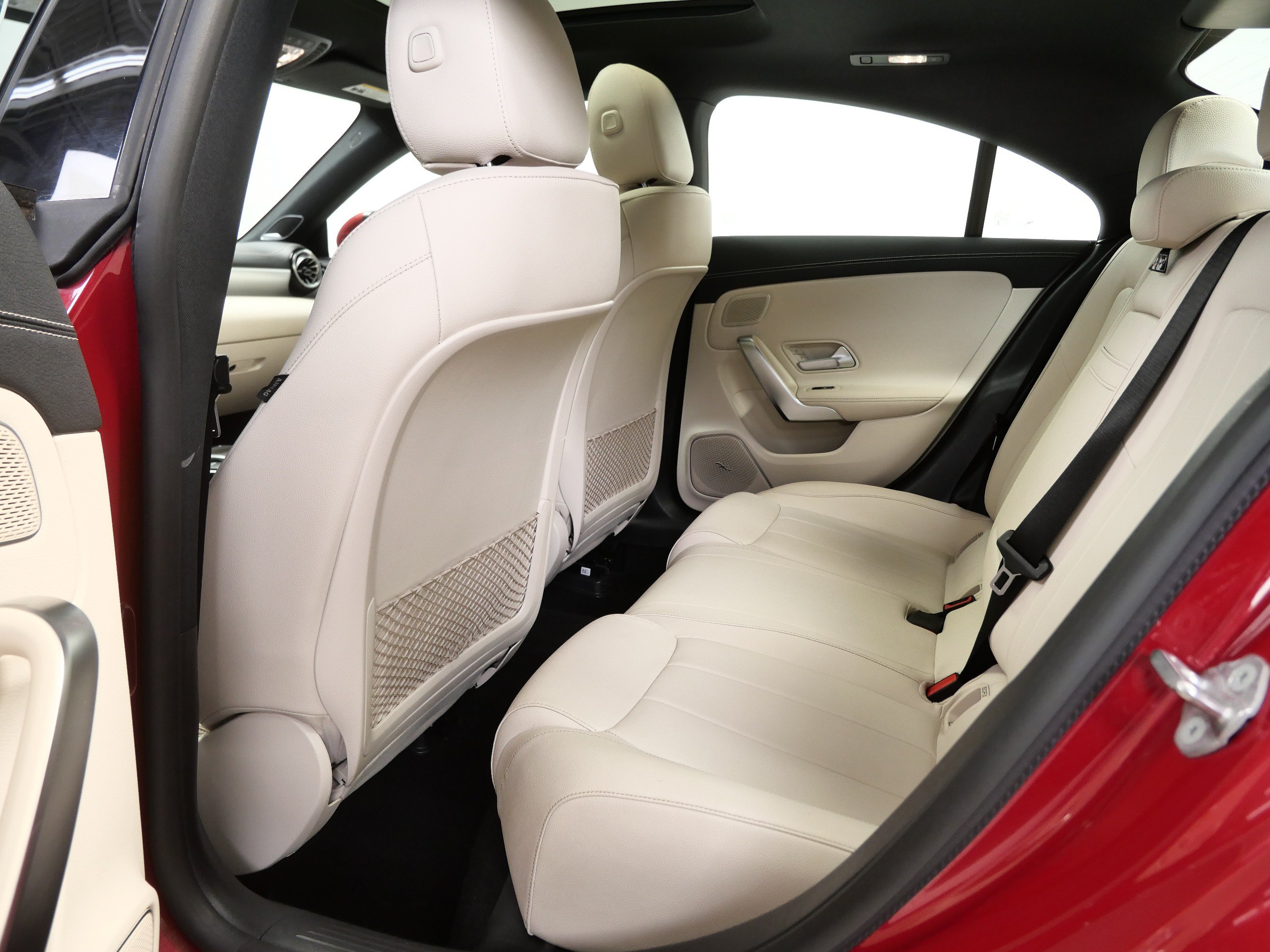 Used 2022 Mercedes-Benz CLA 250 4MATIC image 15