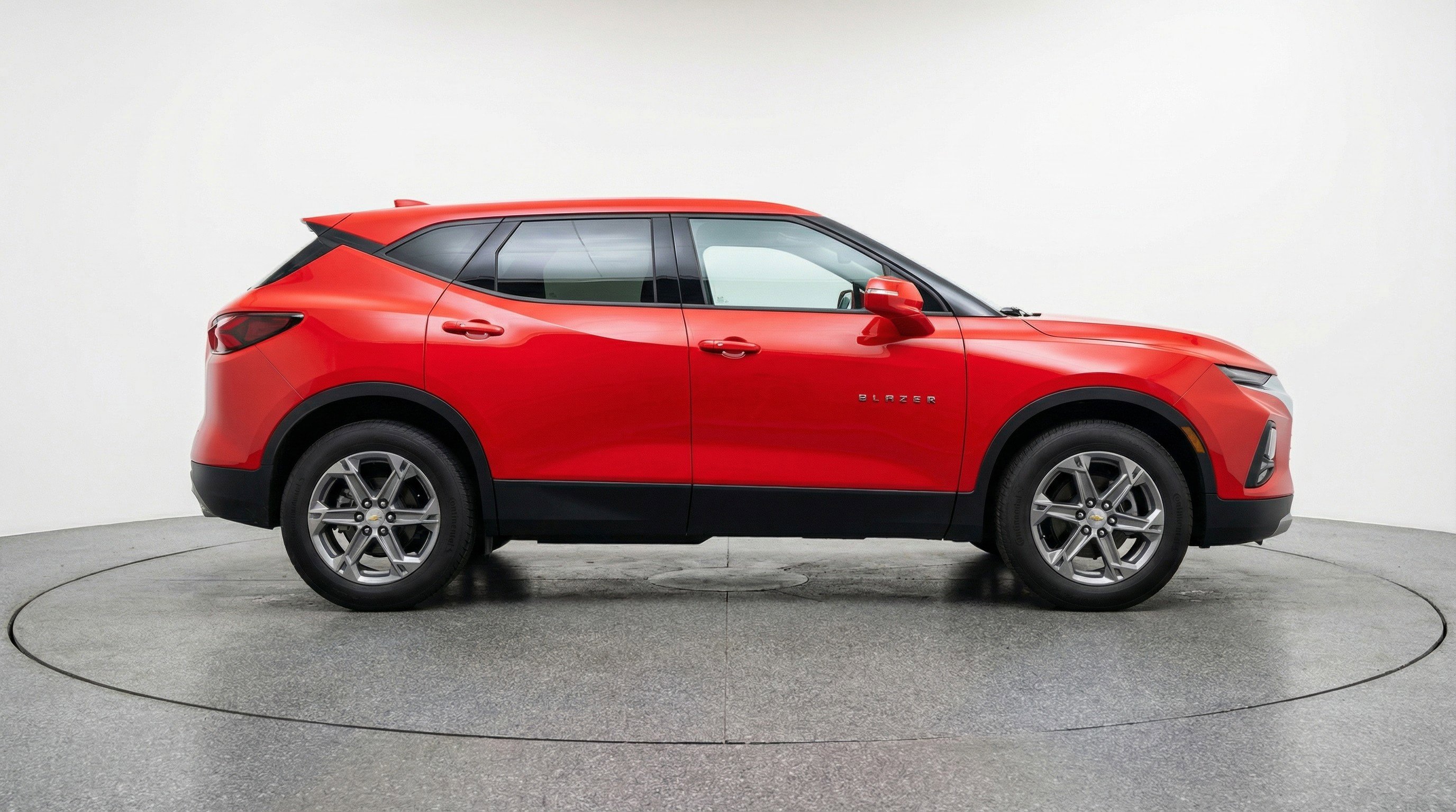 Used 2025 Chevrolet Blazer LT image 11