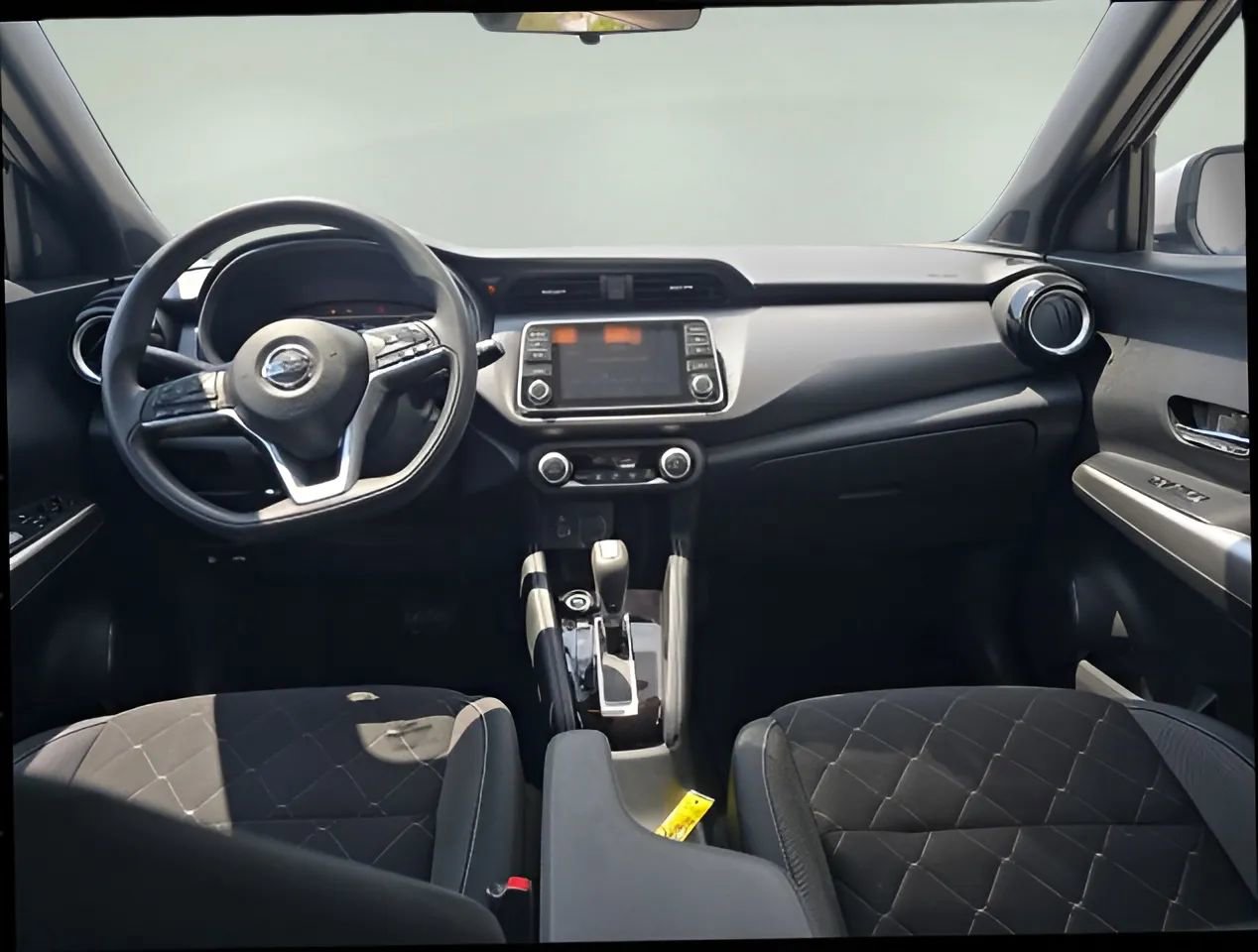 Used 2020 Nissan Kicks SV image 15