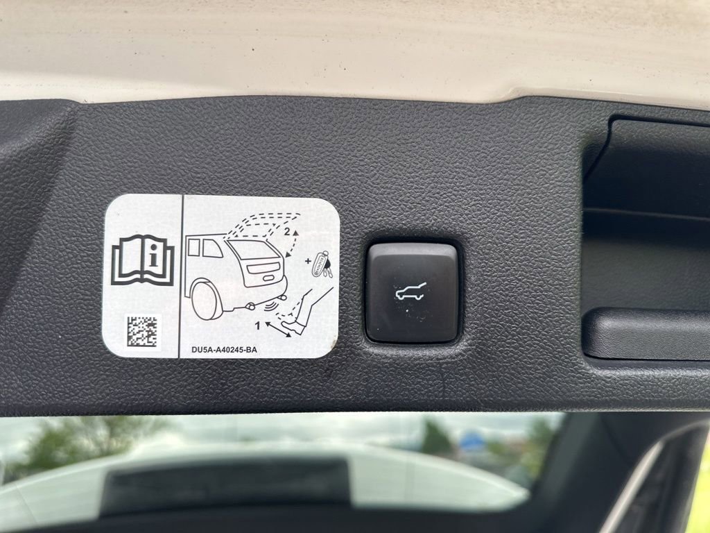 Used 2020 Ford Escape SEL AWD/4WD image 11