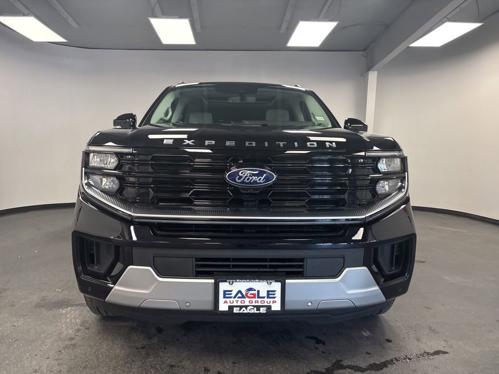 New 2026 Ford Expedition Platinum AWD/4WD image 4