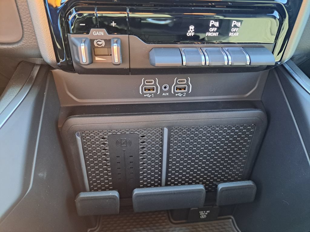 New 2026 RAM 1500 Big Horn AWD/4WD image 13