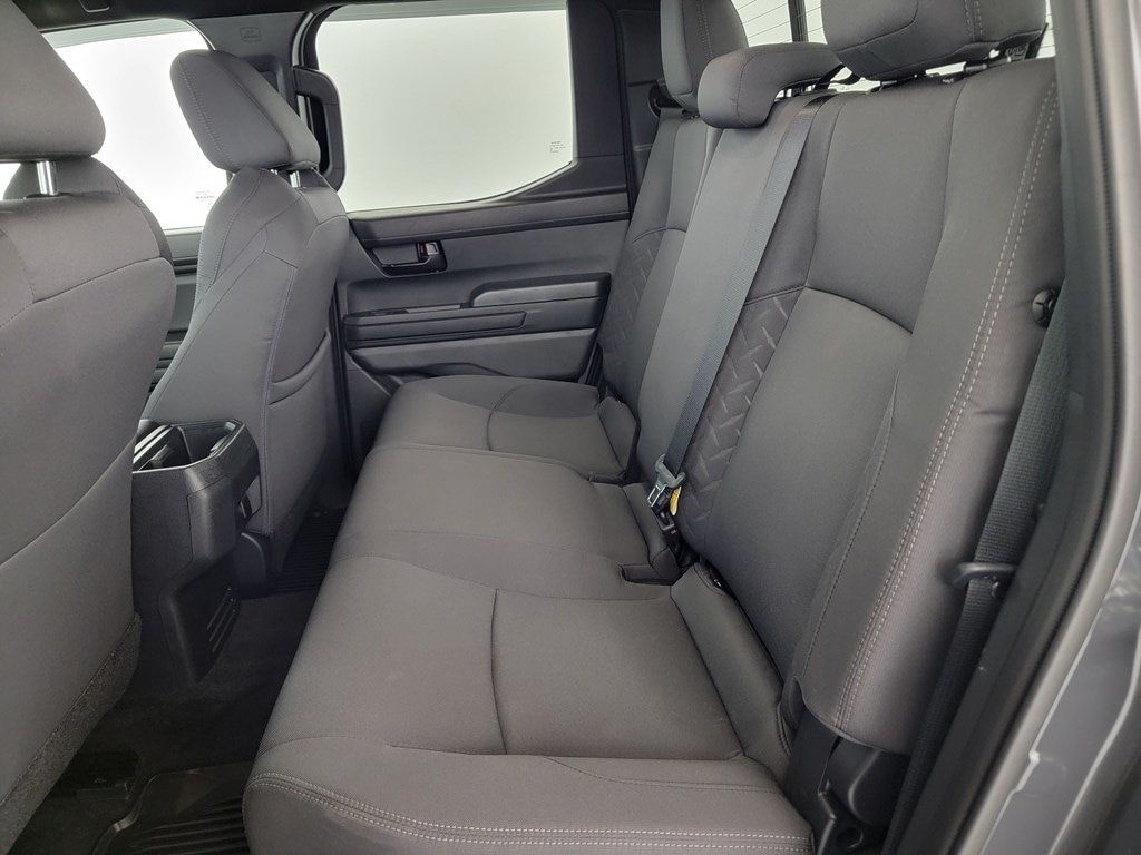 Certified 2024 Toyota Tacoma SR5 AWD/4WD image 11