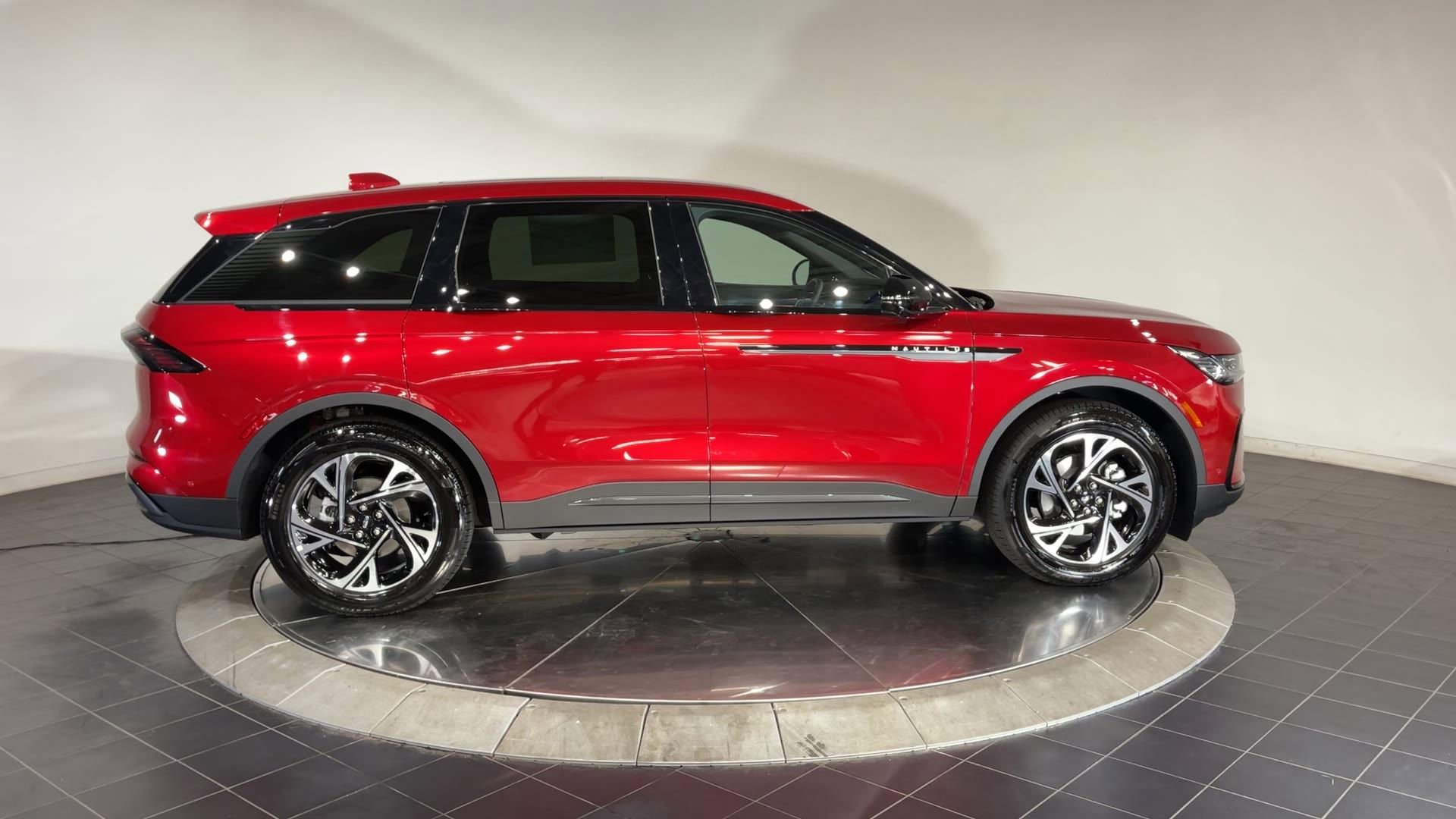 New 2024 Lincoln Nautilus Premier w/ Equipment Group 102A image 5