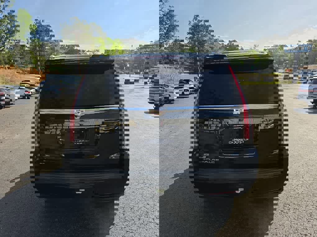 Used 2018 Cadillac Escalade 4WD image 4