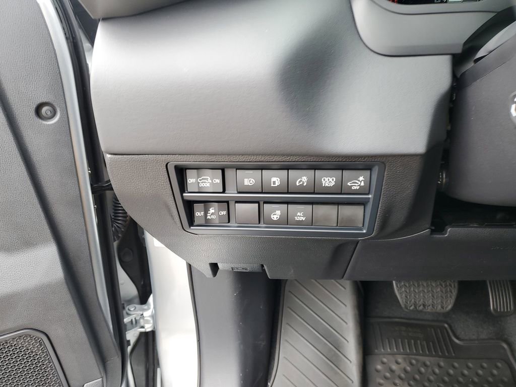 New 2026 Toyota Sequoia Platinum image 21