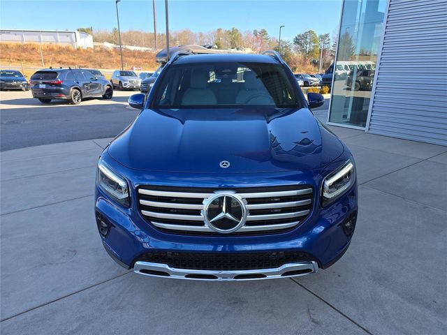 Used 2026 Mercedes-Benz GLB 250 4MATIC image 11