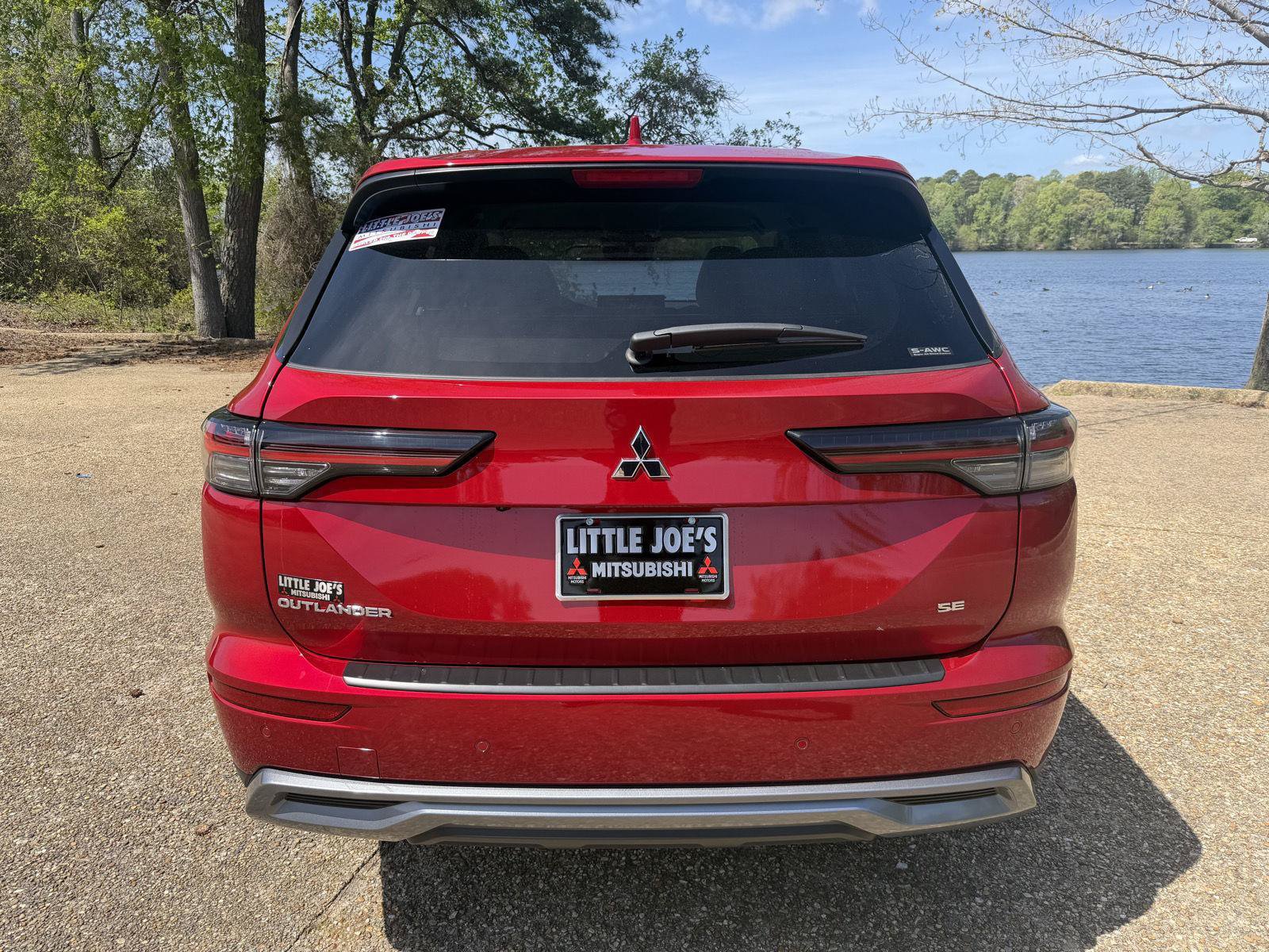 New 2026 Mitsubishi Outlander SE AWD/4WD image 4