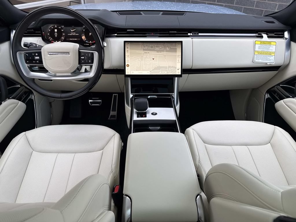 New 2026 Land Rover Range Rover SE AWD/4WD image 17