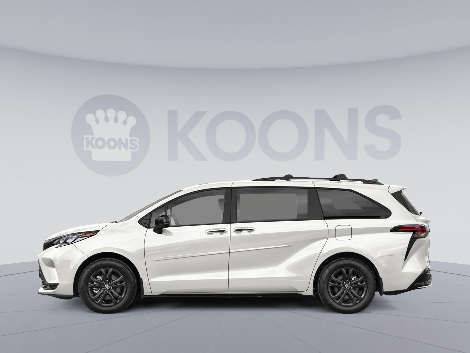 New 2026 Toyota Sienna XSE AWD/4WD image 4