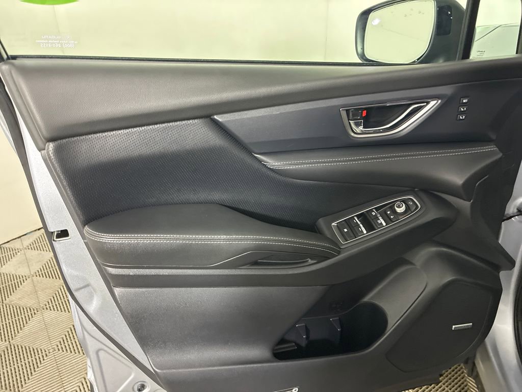 Used 2023 Subaru Ascent Limited w/ Technology Package image 23