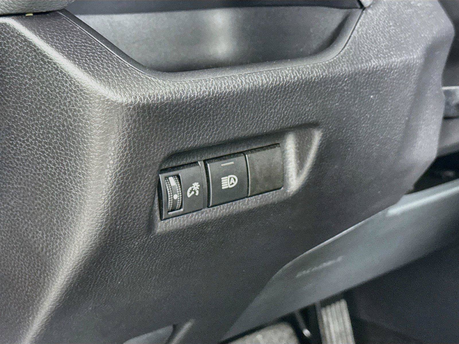 Certified 2025 Toyota RAV4 XLE AWD/4WD image 15