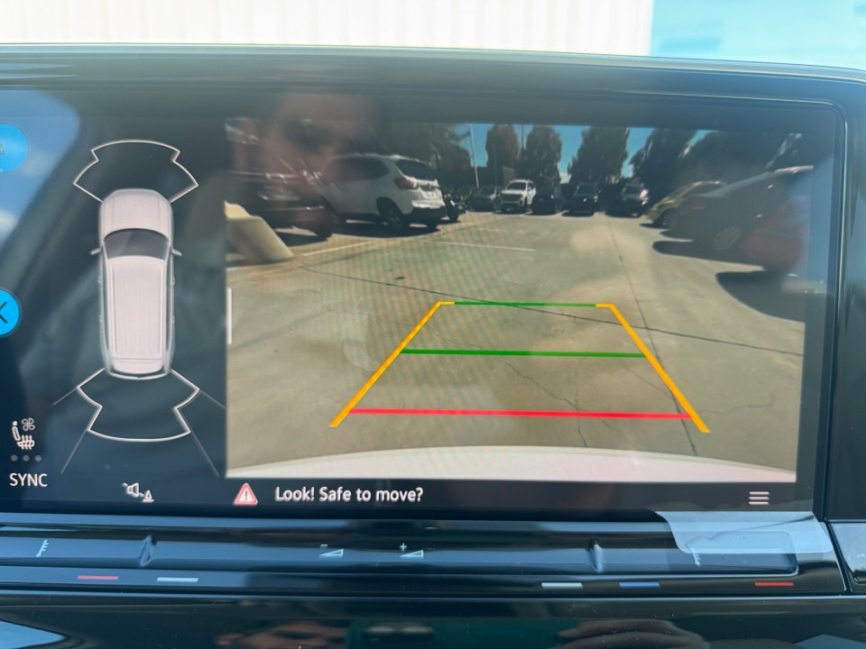 New 2026 Volkswagen Atlas SE image 19